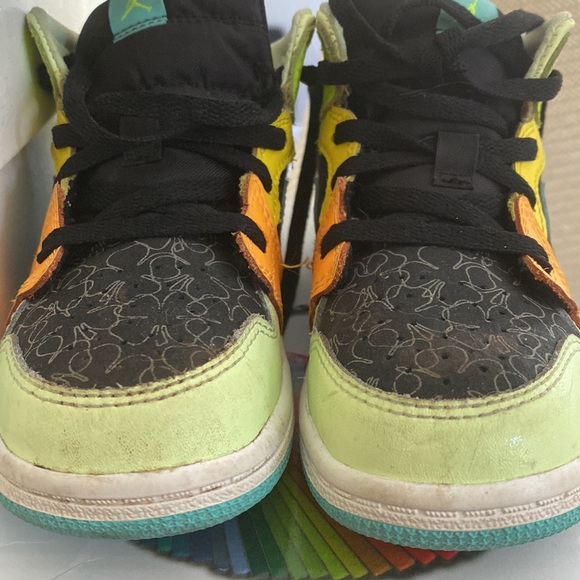 Jordan 1’s - Picture 3 of 5